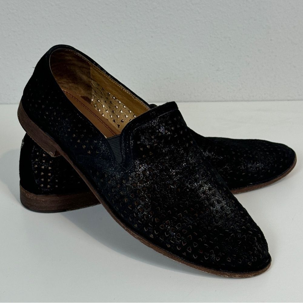 Trask Ali Black Metallic Perforated Suede Loafer 9.5